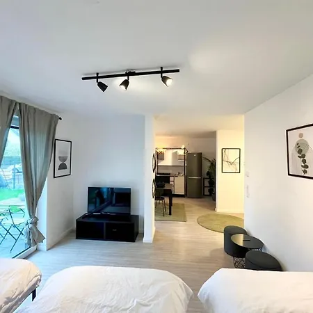 Gemuetliche Apartments Direkt An Der Grenze Von Hamburg Norderstedt Extérieur photo