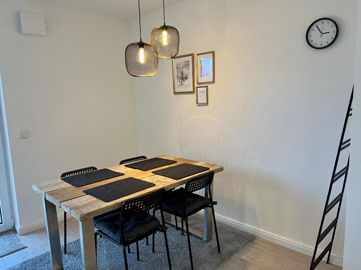 Gemuetliche Direkt An Der Grenze Von Hamburg Apartment *